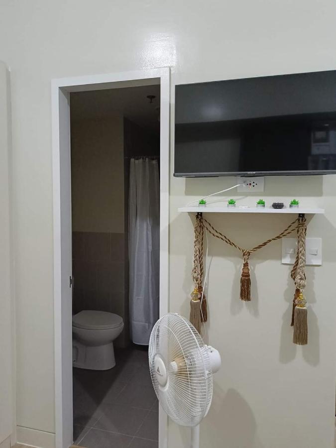 Budget Accommodation Holland Park Condominium Southwoods Binan Laguna Jalang Extérieur photo