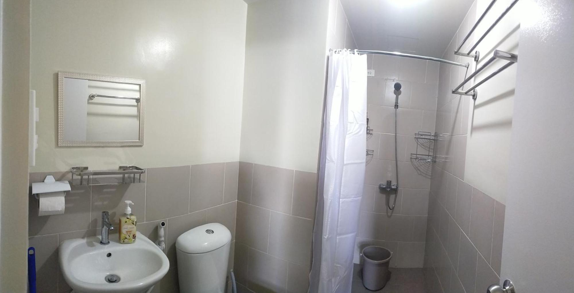 Budget Accommodation Holland Park Condominium Southwoods Binan Laguna Jalang Extérieur photo